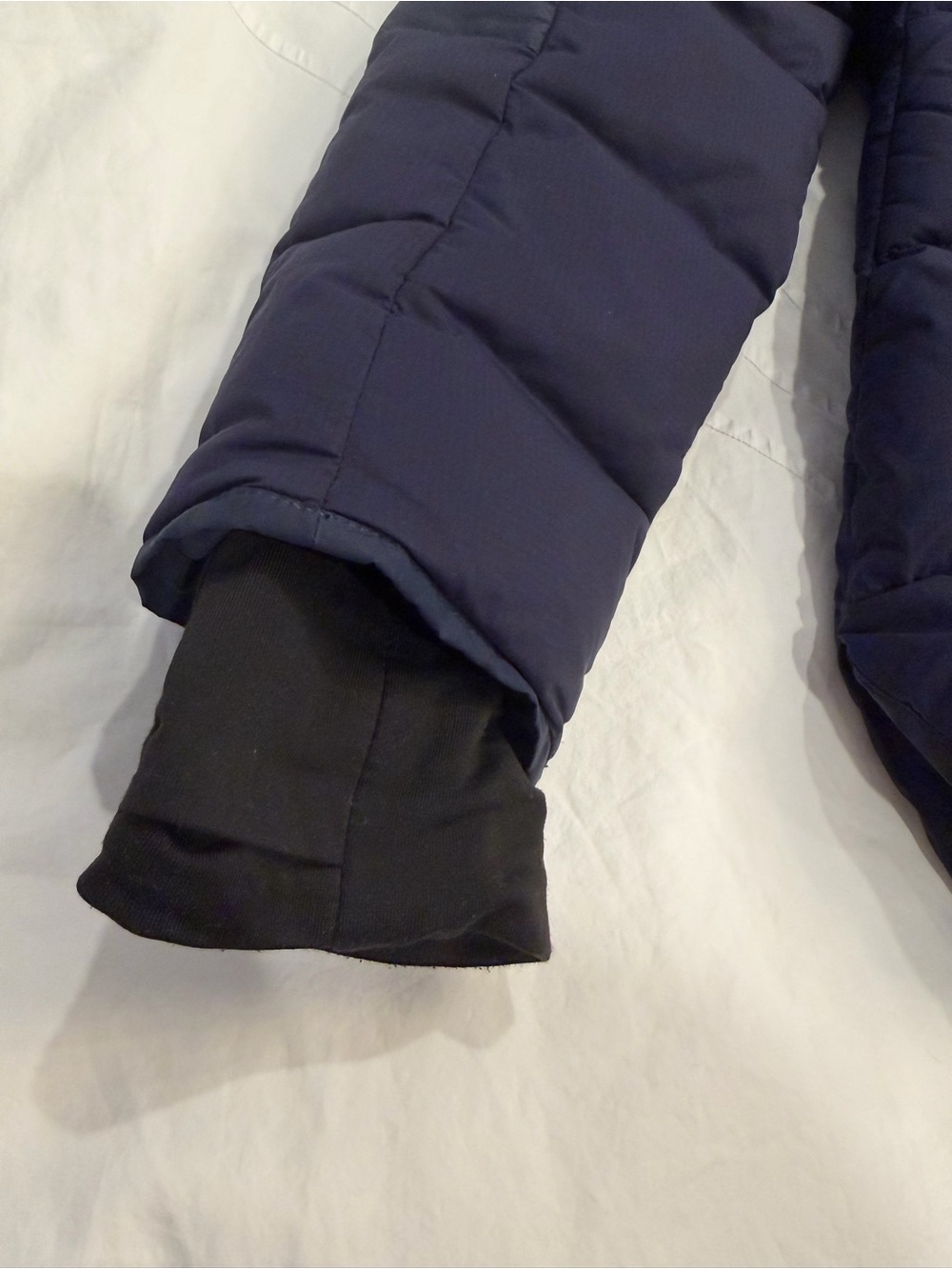 Canada Goose Jacket - Picture 5 of 16